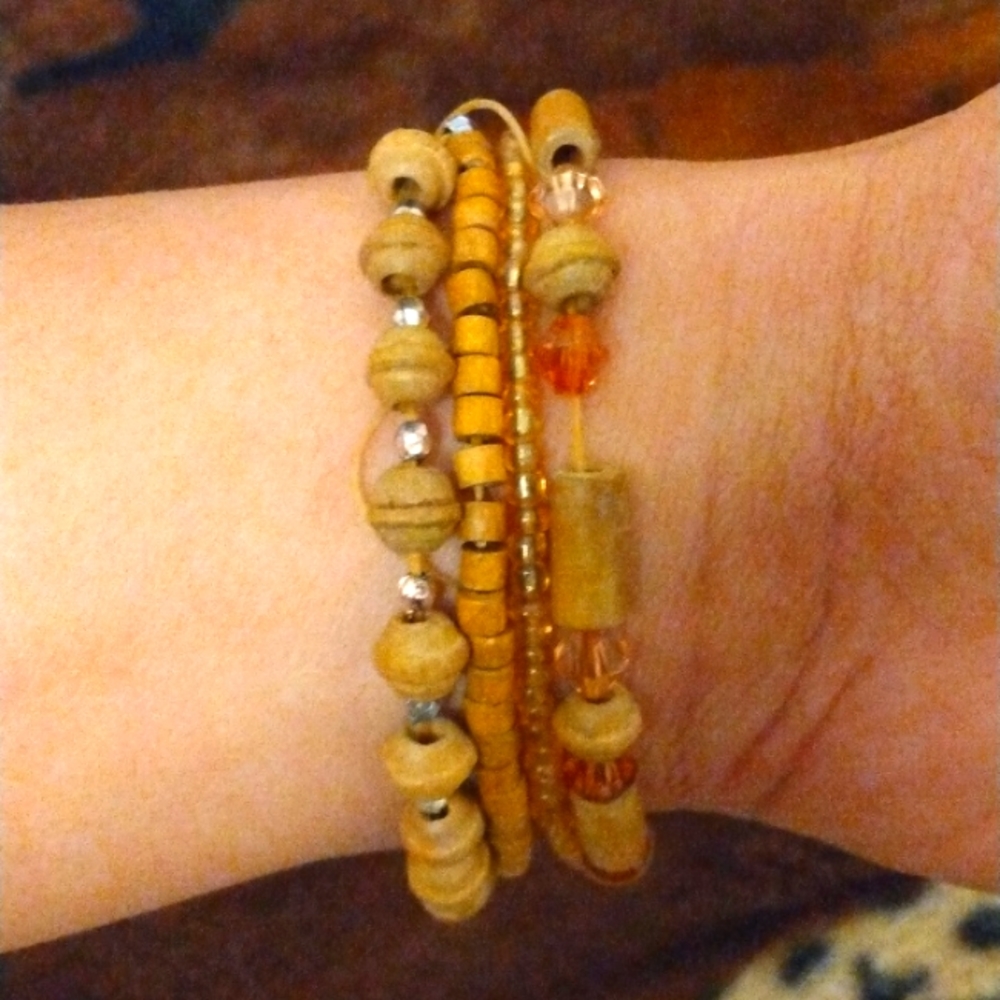 Beaded charm bracelet